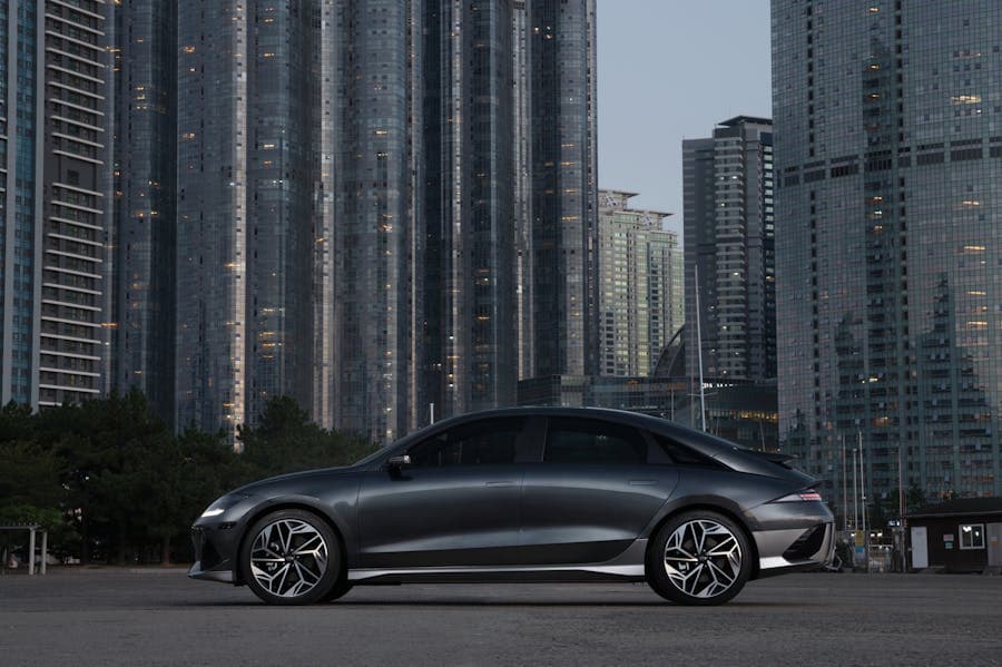 Hyundai Ioniq 5: Retro Looks, Modern Tech