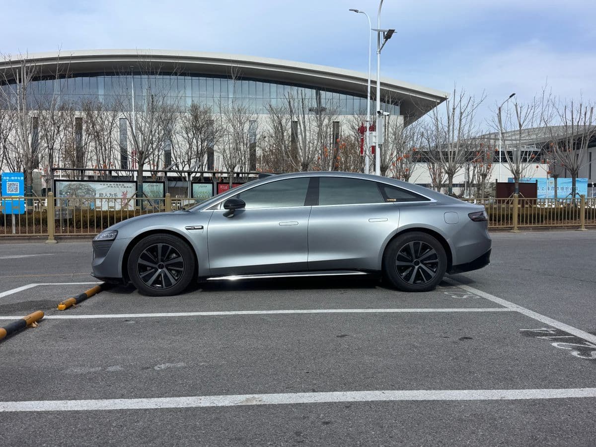 Tesla Model 3 vs BYD Seal: Philippines Comparison (2026)